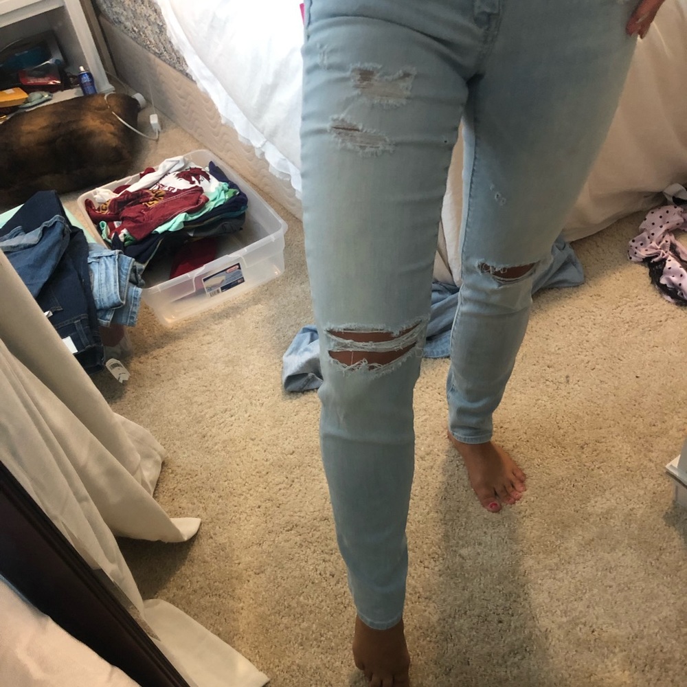 Ripped light wash